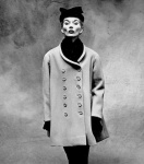 Irving Penn, Lisa Fonssagrives con abrigo gris de Balenciaga-1950